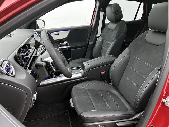 Mercedes-Benz GLA-KLASSE 250 e 140 Year Edition | Nightpakket | Spiegelpakket | Panoramaschuifdak | Dodehoekassistent | 20" tien-dubbelspaaks AMG velgen | Sound system |