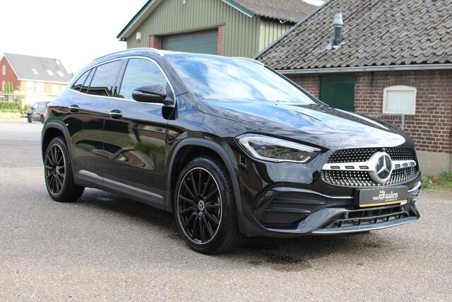 Mercedes-Benz GLA-KLASSE 250 e AMG Line PHEV SOh 98.3% PANO SFEER NAVI LED 58000KM!!!
