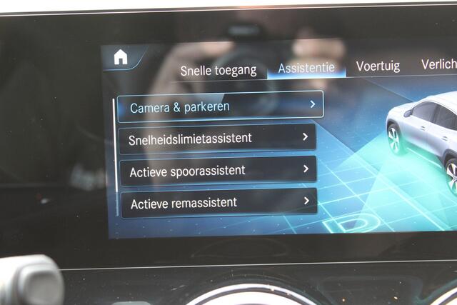 Mercedes-Benz GLA-KLASSE 250 e AMG Line PHEV SOh 98.3% PANO SFEER NAVI LED 58000KM!!!