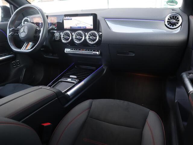 Mercedes-Benz GLA-KLASSE 250 e Star Edition AMG Line l Trekhaak l Keyless l Verwarmbare voorstoelen