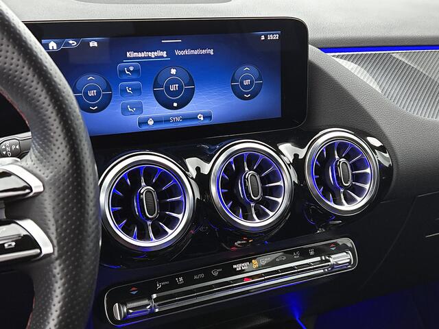 Mercedes-Benz GLA-KLASSE 250 e AMG Line | AMG-LIne In en Exterieur | 360 Camera | Sfeerverlichting | Navigatie | Keyless entry| Easy-pack | Inclusief 24 maanden MB Certified garantie voor Europa.