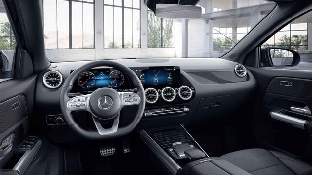 Mercedes-Benz GLA-KLASSE 200 AMG Line | Night | Trekhaak | Panoramadak | Widescreen | Stoelverwarming | Sfeerverlichting | Achteruitrijcamera |