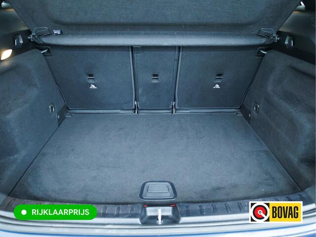 Mercedes-Benz GLA-KLASSE 250 e Business Solution AMG Limited | Panoramadak | Stoelverwarming | Sfeerverlichting | Camera | Navigatie | Focal Audio, Led High Performance, Side Assist, Carplay/Android, Privacy Glas, Zwarte Hemel
