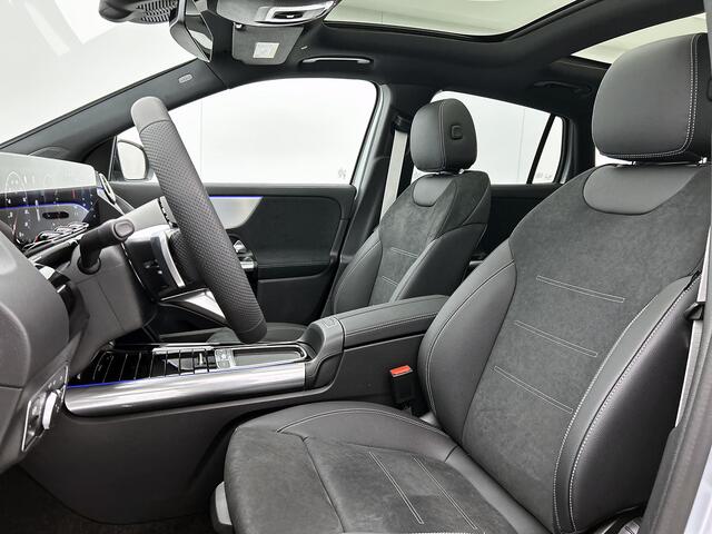 Mercedes-Benz GLA-KLASSE 250 e 140 Year Edition | Plus pakket | Nightpakket | Parkeerpakket | Trekhaak | Panoramaschuifdak | 20" tien-dubbelspaaks AMG velgen | Warmtewerend, donkergetint glas |