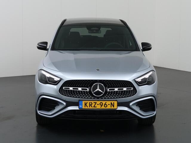 Mercedes-Benz GLA-KLASSE 250 e 140 Years Edition | AMG | Night | Panoramadak | Stoelverwarming | Sfeerverlichting | Achteruitrijcamera |