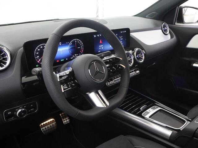 Mercedes-Benz GLA-KLASSE 250e 140 Years Edition | 20"LM velgen | AMG line | Multibeam led |