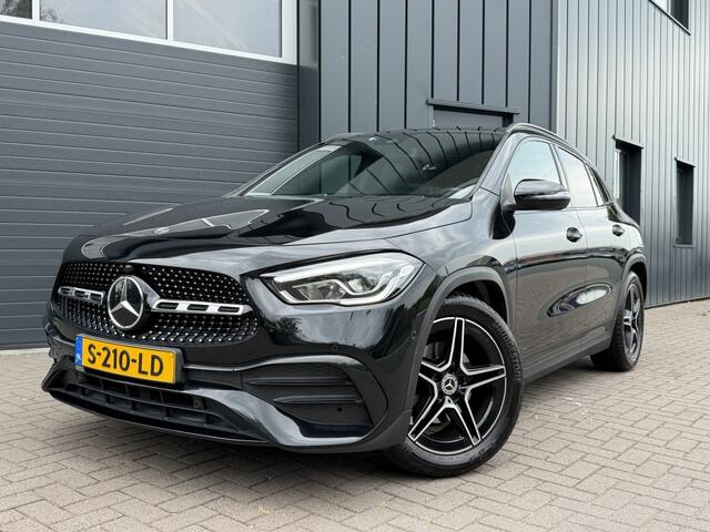 Mercedes-Benz GLA-KLASSE 200 AMG Line Pano*Camera Nieuwstaat ?