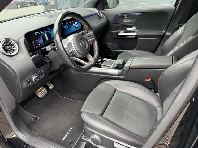 Mercedes-Benz GLA-KLASSE 200 AMG Line Pano*Camera Nieuwstaat ?