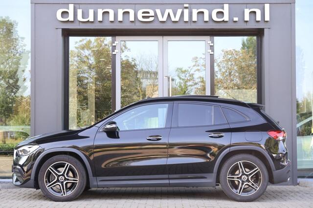Mercedes-Benz GLA-KLASSE 200 4M AMG LINE *PANO*CARBON*TREKHAAK*MEMORY*SFEER*NIGHT*KEYLESS