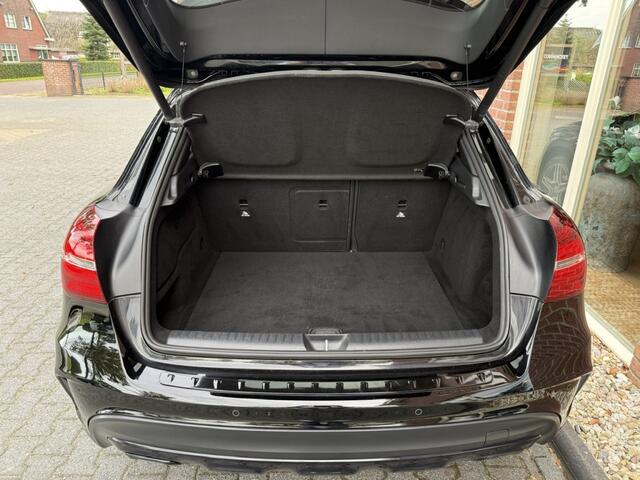 Mercedes-Benz GLA-KLASSE 200 Premium Plus AMG-Pakket 157PK Automaat SCHUIF.KANTELDAK / PANODAK / SPORTSTOELEN / FULL.LED / NAVI / PDC