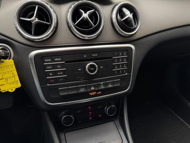 Mercedes-Benz GLA-KLASSE 180 Lease Edition - trekhaak - all season