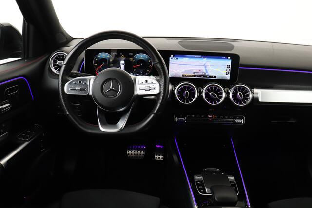 Mercedes-Benz GLB-Klasse 200 Aut. AMG Pano-dak Memory Camera Stoelverw.