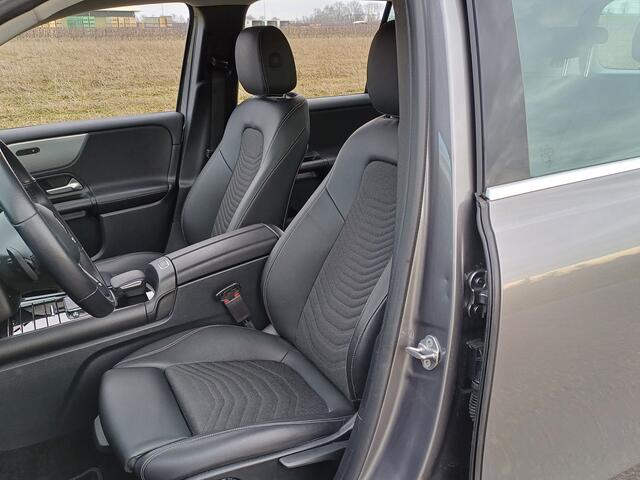 Mercedes-Benz GLB-Klasse 200 Premium Plus /Navi/Digi Dash/Camera/Trekh/Stoelverw/