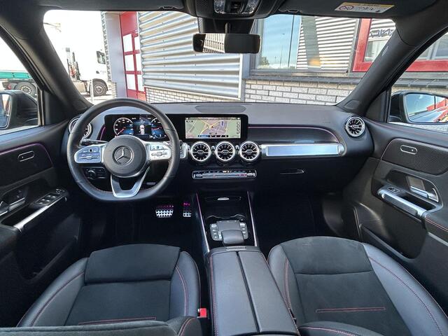 Mercedes-Benz GLB-Klasse 180 AMG | Panoramadak | Sfeerverlichting