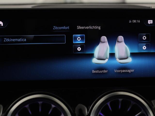 Mercedes-Benz GLB-Klasse 200 Premium Plus | AMG Line | Panoramadak | Leder | Stoelverwarming | Carplay | Camera | Trekhaak | Memory | Carbon | Full LED | Navigatie | Keyless
