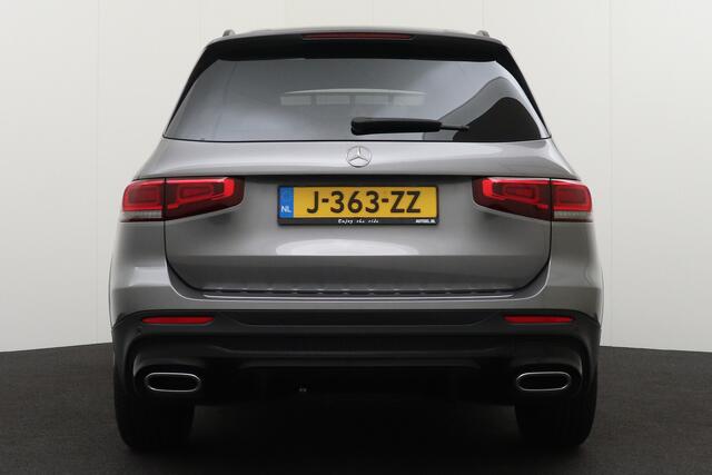 Mercedes-Benz GLB-Klasse 200 AMG 7-Pers Pano-dak Memory Trekhaak Dodehoek
