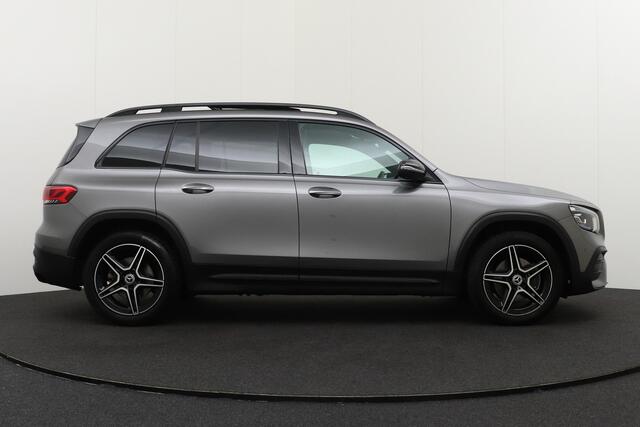 Mercedes-Benz GLB-Klasse 200 AMG 7-Pers Pano-dak Memory Trekhaak Dodehoek