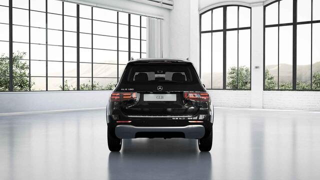 Mercedes-Benz GLB-Klasse 180 Star Edition LIMITED | Achteruitrijcamera | Verwarmde stoelen| Navigatie