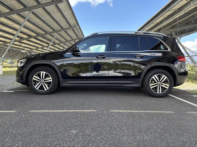 Mercedes-Benz GLB-Klasse 200 Advantage | Dakrails | Widescreen | LED mistlampen | Elektrische achterklep | Parkeercamera |