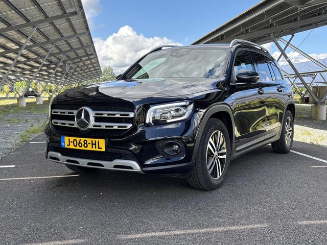 Mercedes-Benz GLB-Klasse 200 Advantage | Dakrails | Widescreen | LED mistlampen | Elektrische achterklep | Parkeercamera |