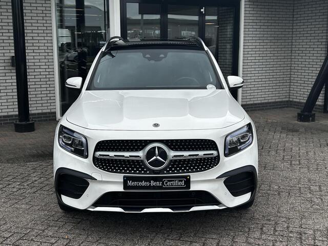 Mercedes-Benz GLB-Klasse 180 AMG Line | Panoramadak | Cruise Control | Stoelverwarming