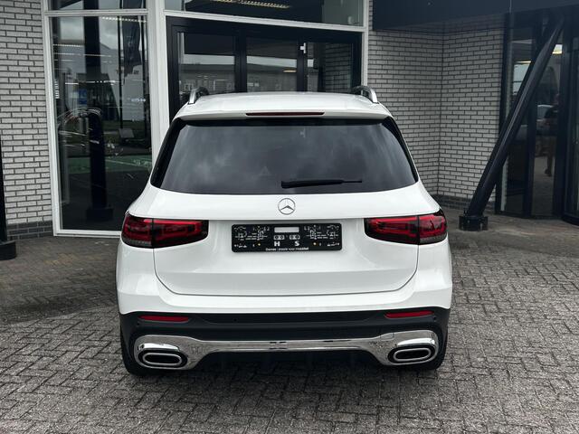 Mercedes-Benz GLB-Klasse 180 AMG Line | Panoramadak | Cruise Control | Stoelverwarming