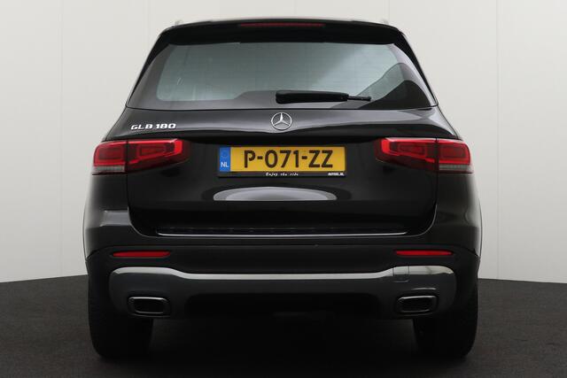 Mercedes-Benz GLB-Klasse 180 Luxury 7-Pers Trekhaak Leder Camera 18'LMV