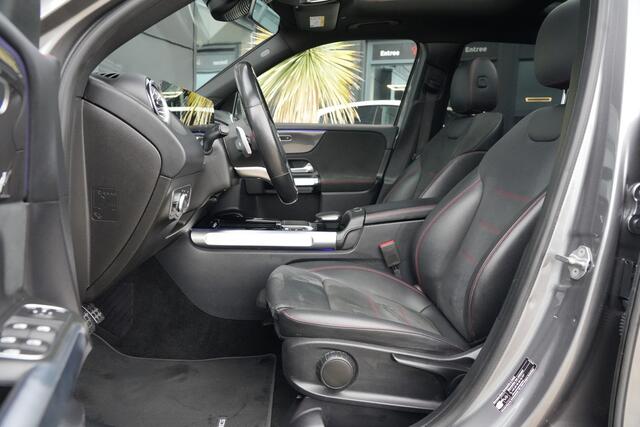 Mercedes-Benz GLB-Klasse 200 Premium Plus 7p. 164pk Panoramadak/Trekhaak/Camera