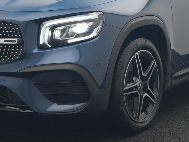 Mercedes-Benz GLB-Klasse 250 AMG Line 225pk | Widescreen Navigatie | Alcantara Sportstoelen Memory & Verwarmd | Apple Carplay | Keyless | Camera | Navigatie | DAB |