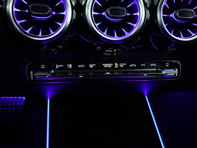 Mercedes-Benz GLB-Klasse 180 AMG -line 7persoons | Trekhaak af fabriek | Nightpakket | Keyless-Go comfortpakket | Parkeerpakket met achteruitrijcamera | USB-pakket plus | GUARD 360 ° Vehicle protection Plus | EASY PACK achterklep |