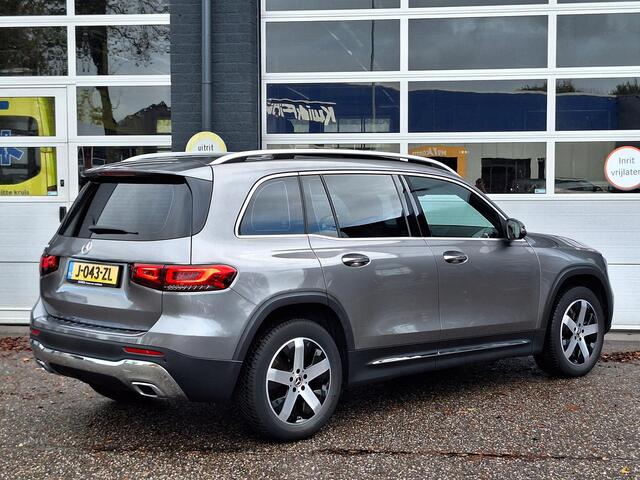 Mercedes-Benz GLB-Klasse 200 | Panoramadak | Memory pakket | Achteruitrijcamera | Multibeam LED | Standkachel | Widescreen | Advanced sound system | Smartphone integratie | Keyless-GO | Elektrische achterklep