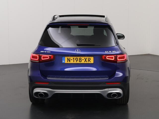 Mercedes-Benz GLB-Klasse AMG 35 4MATIC Premium Plus | Panoramadak | Memory | Burmester | Distronic |