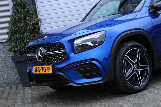 Mercedes-Benz GLB-Klasse 180 AMG 7 Persoons Facelift | Pano | Trekhaak | Multibeam LED | Keyless | Stoelverwarming | Spectraalblauw