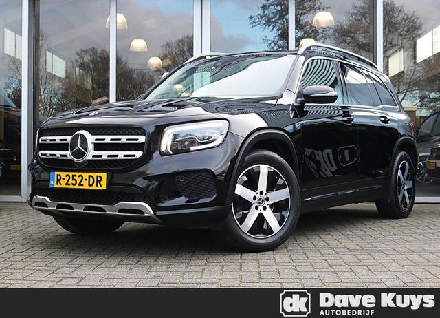 Mercedes-Benz GLB-Klasse 250 4MATIC | Panoramadak | Distronic | Trekhaak Mercedes-Benz GLB 250 4MATIC | Panoramadak | ACC | Trekhaak