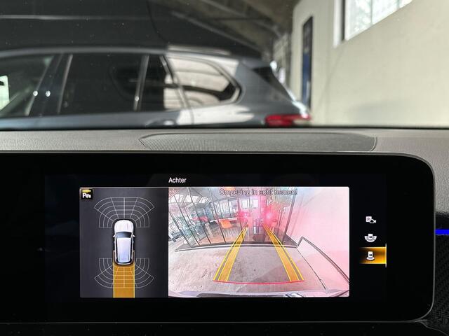 Mercedes-Benz GLB-Klasse 200 Business Solution AMG | Rijassistentie | Panoramadak | 20 inch AMG Multispaaks | NL auto | MB onderhouden |
