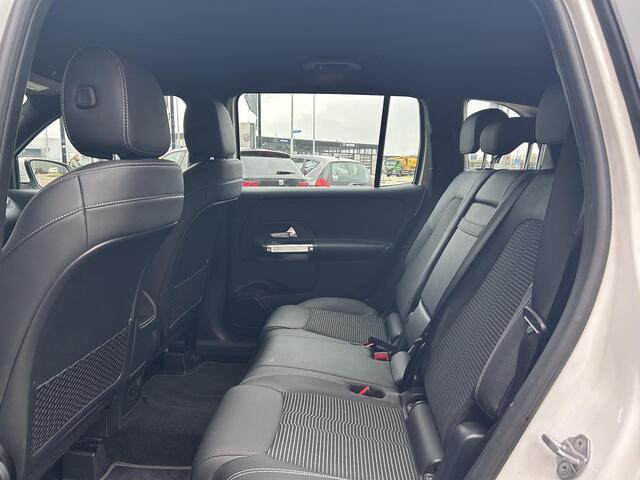 Mercedes-Benz GLB-Klasse 180 Luxury | Rijassistentie+ | Cruise Control | Stoelverwarming | Achteruitrijcamera