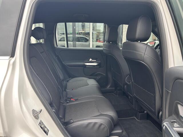 Mercedes-Benz GLB-Klasse 180 Luxury | Rijassistentie+ | Cruise Control | Stoelverwarming | Achteruitrijcamera