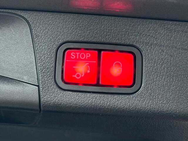 Mercedes-Benz GLB-Klasse 250 4M. AMG LINE Panorama Cruise Sfeer Burmester