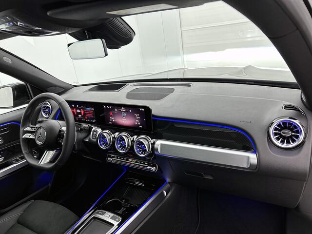 Mercedes-Benz GLB-Klasse 180 Business Solution AMG | AMG Line Plus pakket | Trekhaak | GUARD 360 ° Vehicle protection Plus | Panoramaschuifdak | Nightpakket | smartphone integratie | 360° camera | 20 inch AMG velgen | Head-up display |