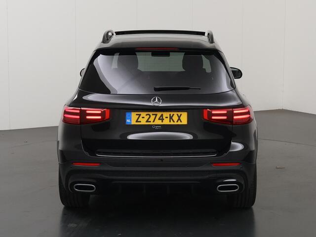 Mercedes-Benz GLB-Klasse 180 AMG Line | Night | Panoramadak | Multibeam | 19" lichtmetalen velgen | Keyless | Widescreen | Sfeerverlichting |