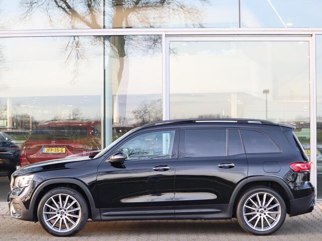 Mercedes-Benz GLB-Klasse 200 AMG line | Panoramadak | Dodehoekassistent | Navigatie | Trekhaak | Camera | Automaat