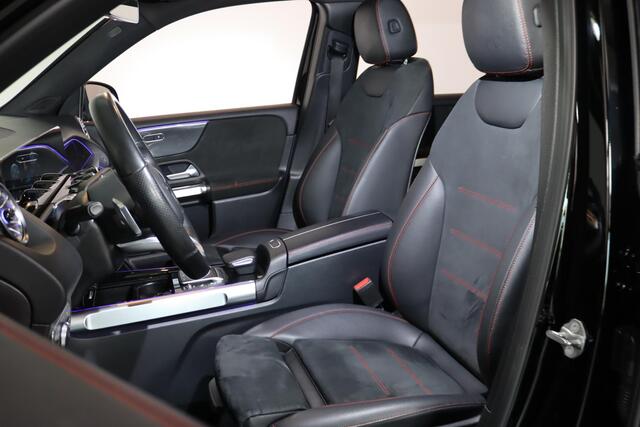 Mercedes-Benz GLB-Klasse 200 Premium Plus, AMG-line, 7-Persoons, Sfeerverlichting, Burmester, Camera
