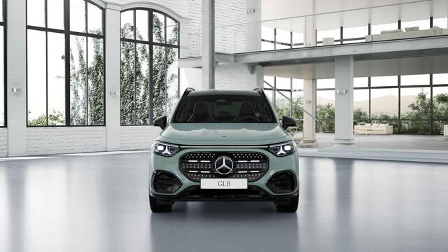 Mercedes-Benz GLB-Klasse 250+ Business Solution AMG 85.5 kWh | MULTIBEAM LED | Nightpakket | Trekhaak | Memorypakket |