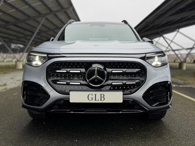 Mercedes-Benz GLB-Klasse 250+ Business Solution AMG 85.5 kWh | Night | Premium plus | Burmester | Superscreen | Panoramadak | Memory stoelen | Multibeam LED | Sfeerverlichting |