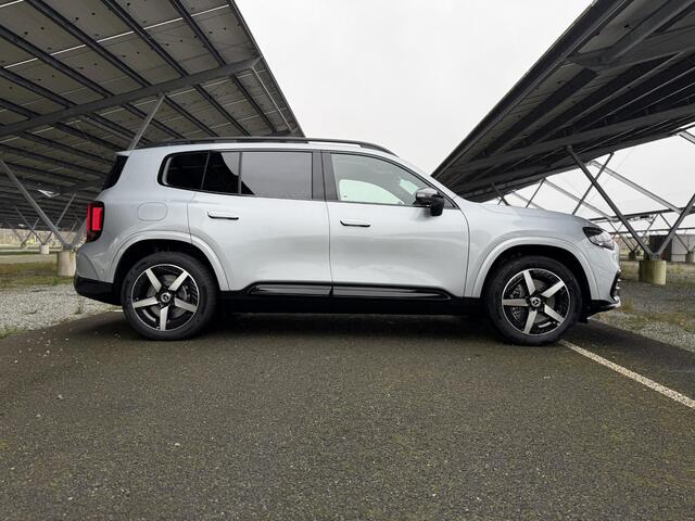 Mercedes-Benz GLB-Klasse 250+ Business Solution AMG 85.5 kWh | Night | Premium plus | Burmester | Superscreen | Panoramadak | Memory stoelen | Multibeam LED | Sfeerverlichting |