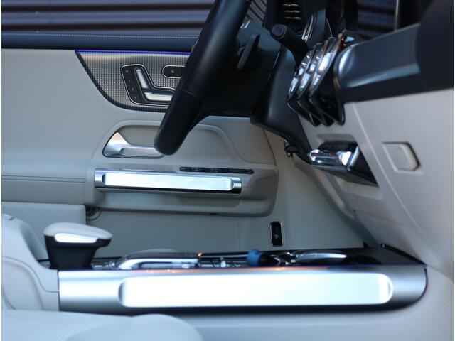 Mercedes-Benz GLB-Klasse 250 4M ATIC | Panoramadak | ACC | Trekhaak