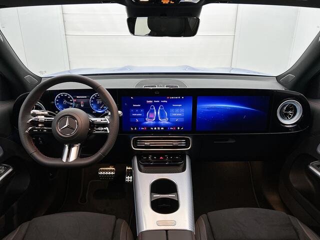 Mercedes-Benz GLB-Klasse 250+ Business Solution AMG 85.5 kWh | Premium pakket | Vast panoramadak | Sfeerverlichting | Gezichtsherkenning | Sportstoelen | Stoelverwarming | Sierelementen in aluminium |