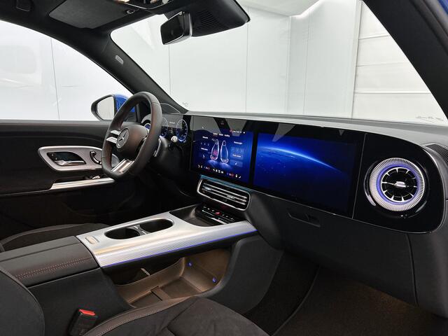 Mercedes-Benz GLB-Klasse 250+ Business Solution AMG 85.5 kWh | Premium pakket | Vast panoramadak | Sfeerverlichting | Gezichtsherkenning | Sportstoelen | Stoelverwarming | Sierelementen in aluminium |