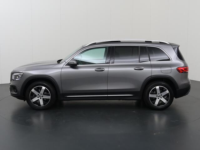 Mercedes-Benz GLB-Klasse 200 Premium Plus | Memory | Panoramadak | Widescreen | Lederen bekleding | Getint glas |