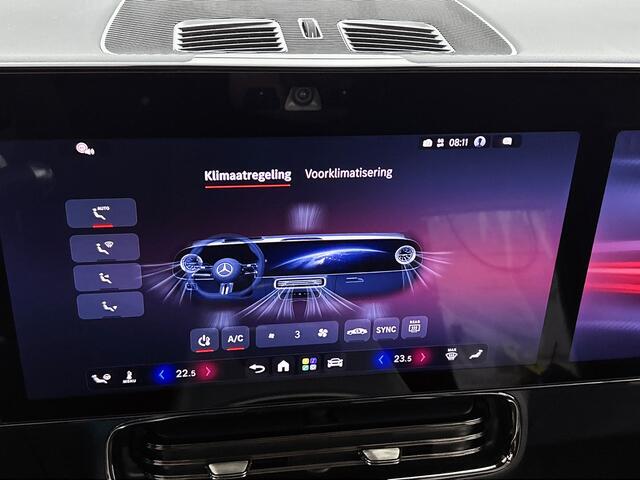 Mercedes-Benz GLB-Klasse 250+ Business Solution AMG 7p. 85.5 kWh |Premium Plus pakket | Winterpakket | Nightpakket | Trekhaak | Verstelbare demping | Smartphone integratie | 20" multispaakse AMG-velgen | Vast panoramadak |